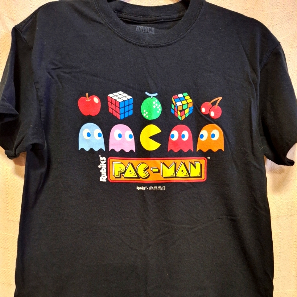 PAC-MAN Sz Medium T-Shirt!